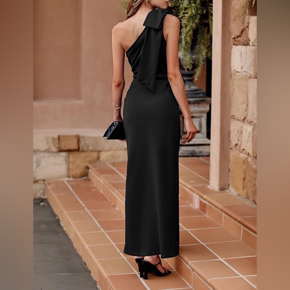 One-Shoulder Black Evening Dress with Side Slit - Picture 8 of 13